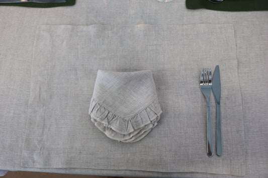 tovagliolo 100% canapa per una tavola essenziale e sostenibile