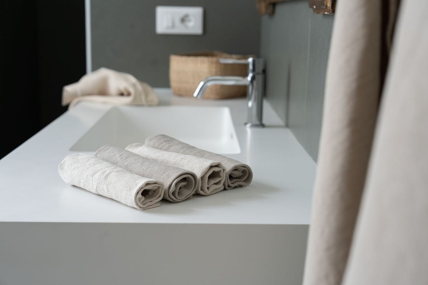 asciugamano corpo 100% canapa europea per un avvolgente benessere dopo il bagno